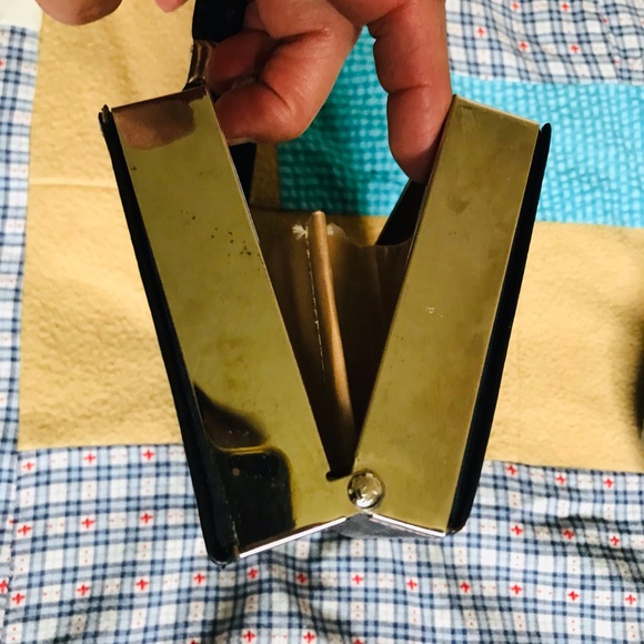 Vintage Little Black Bag with silver hardware & Shell clasp.  Made in USA - Picture 6 of 16